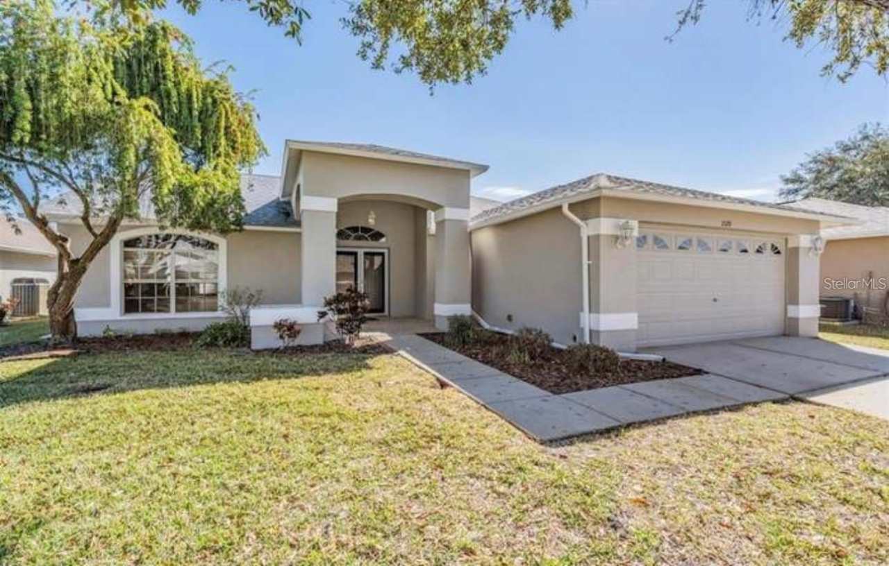 1520 CANBERLEY COURT