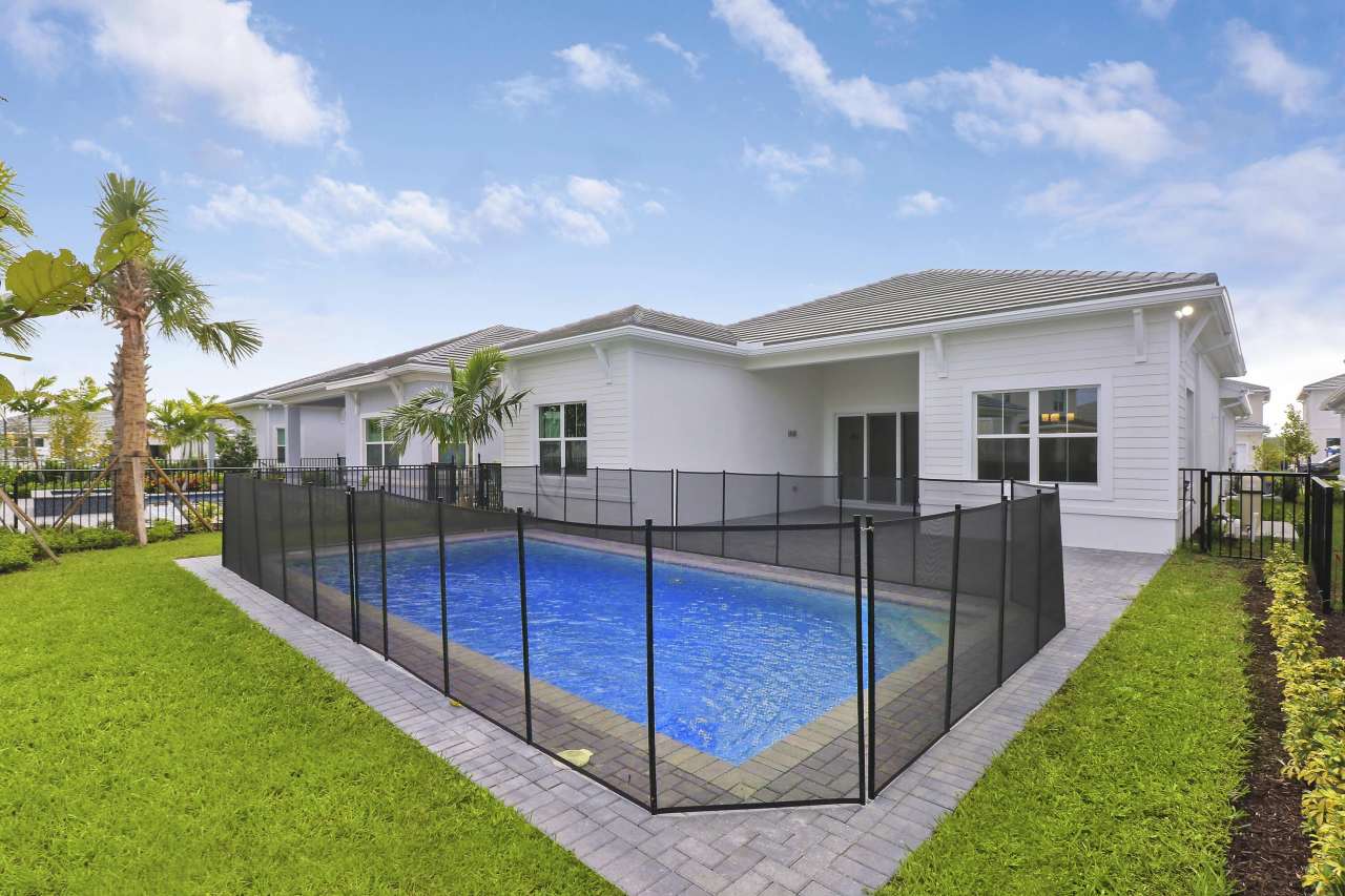 12549 Nautilus Circle