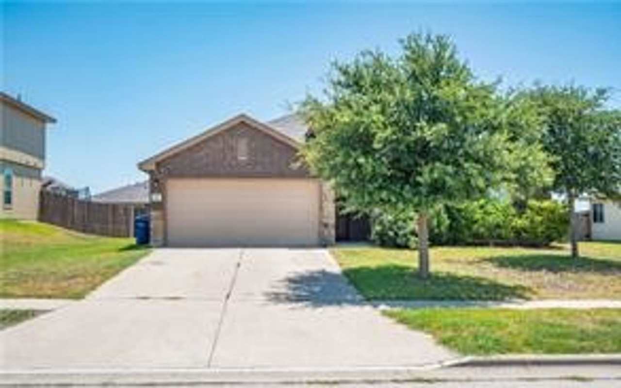 4-bedroom home in House Creek North Subdivision!