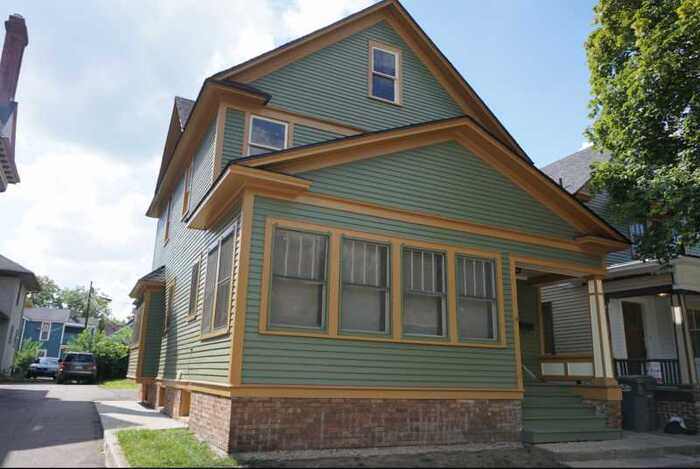 724 South Burdick Street