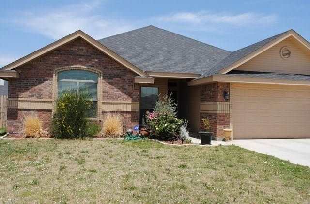 818 Running Water Trail