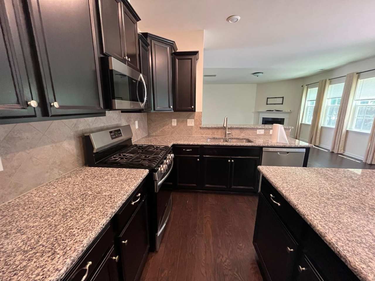 Room in 5 Bedroom Home at Ebbets Rd