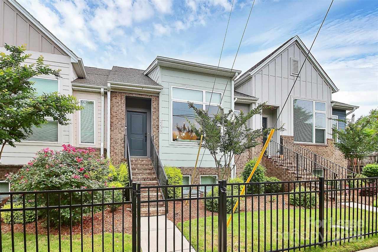 2231 Statesville Avenue