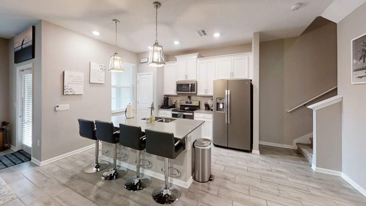 Charming 3BR Townhome in Championsgate