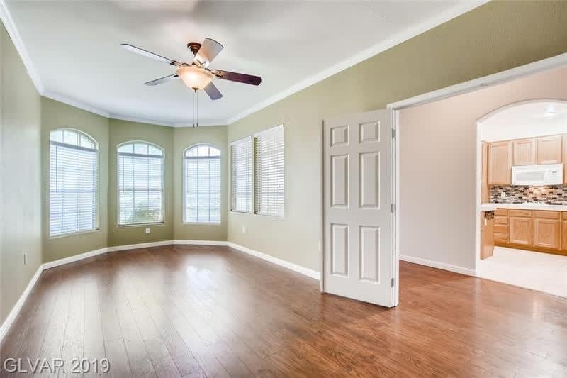 *WONDERFUL SINGLE STORY HOME IN GREEN VALLEY RANCH GATED COMMUNITY!!**