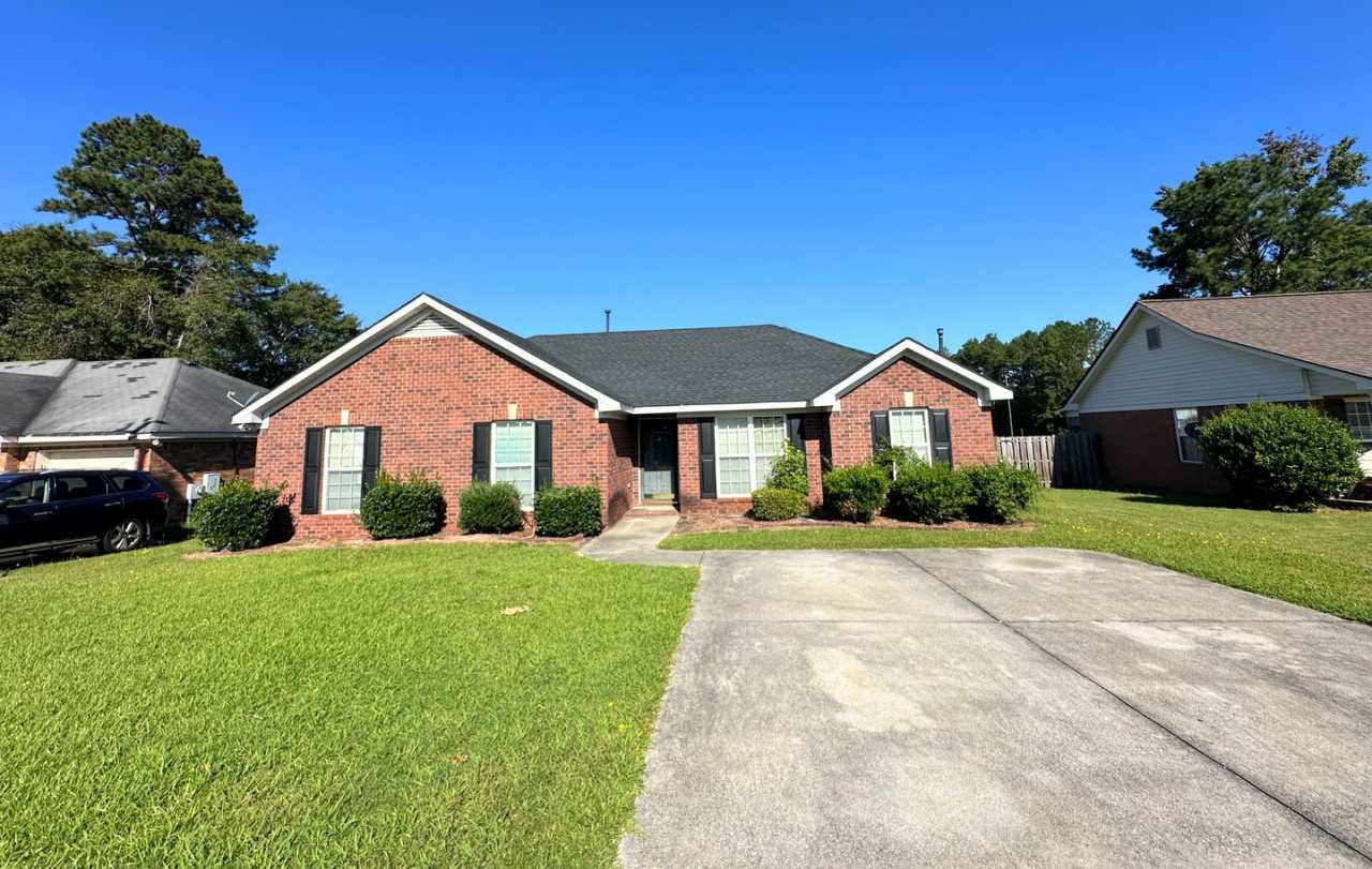 Fenced with Large eat in kitchen and Formal Dining room- 4303 Pineview Lane