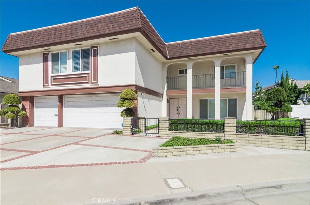 15562 Wild Cherry Circle