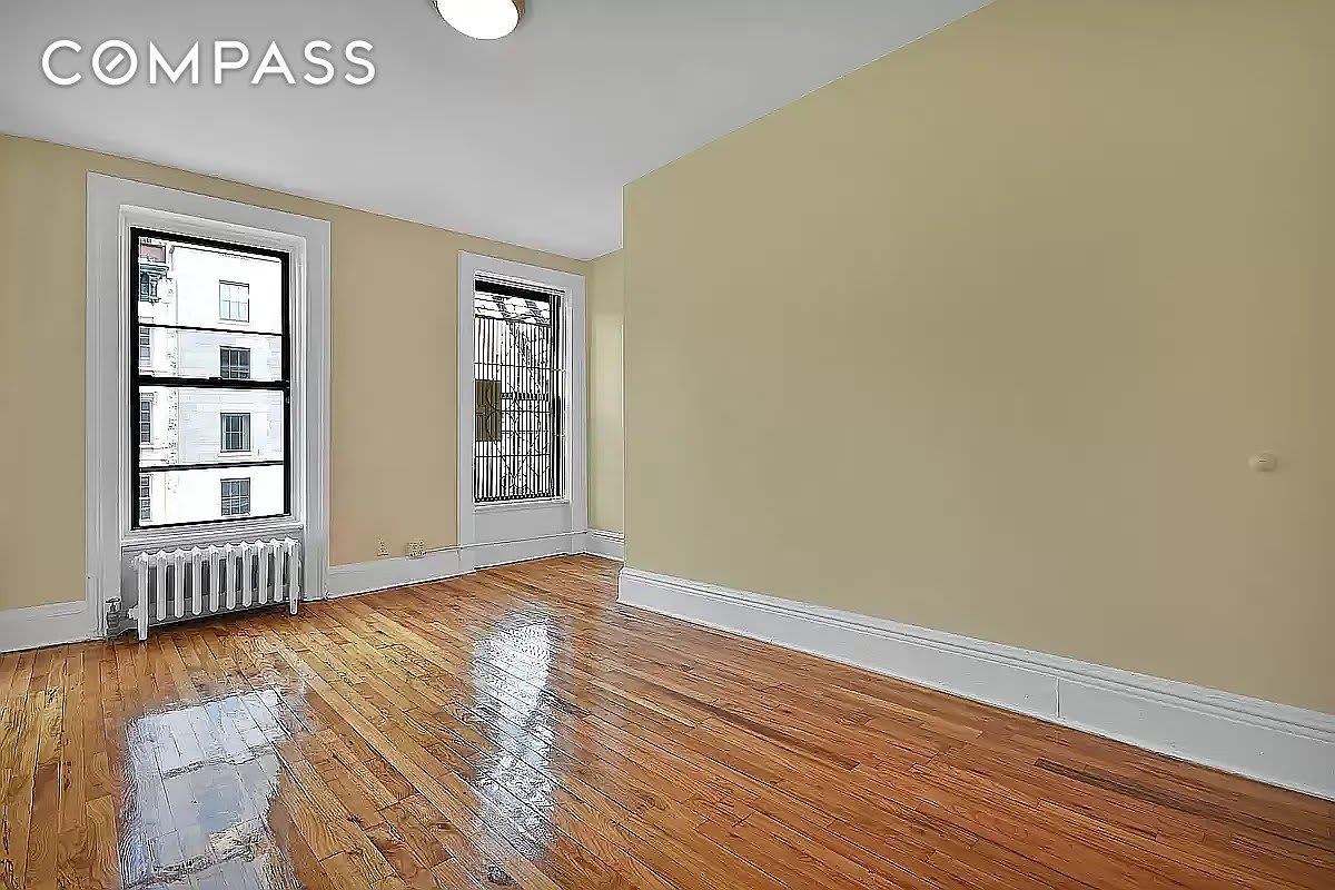 1565 Second Avenue