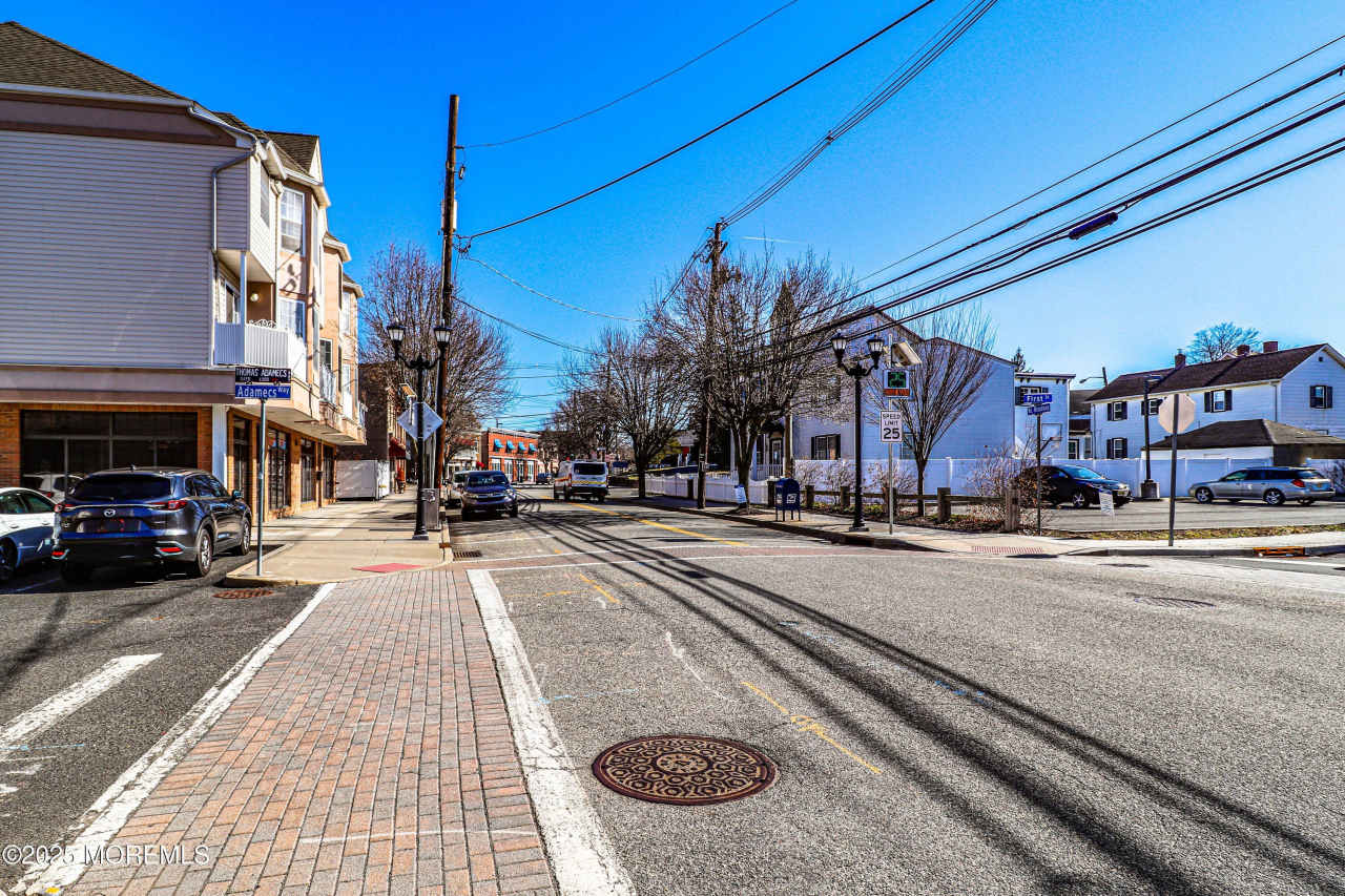 105 Adamecs Way unit: 105