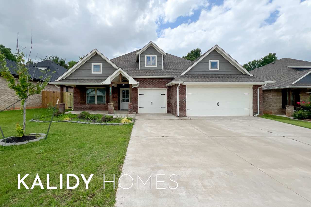 812 East Barajas Terrace