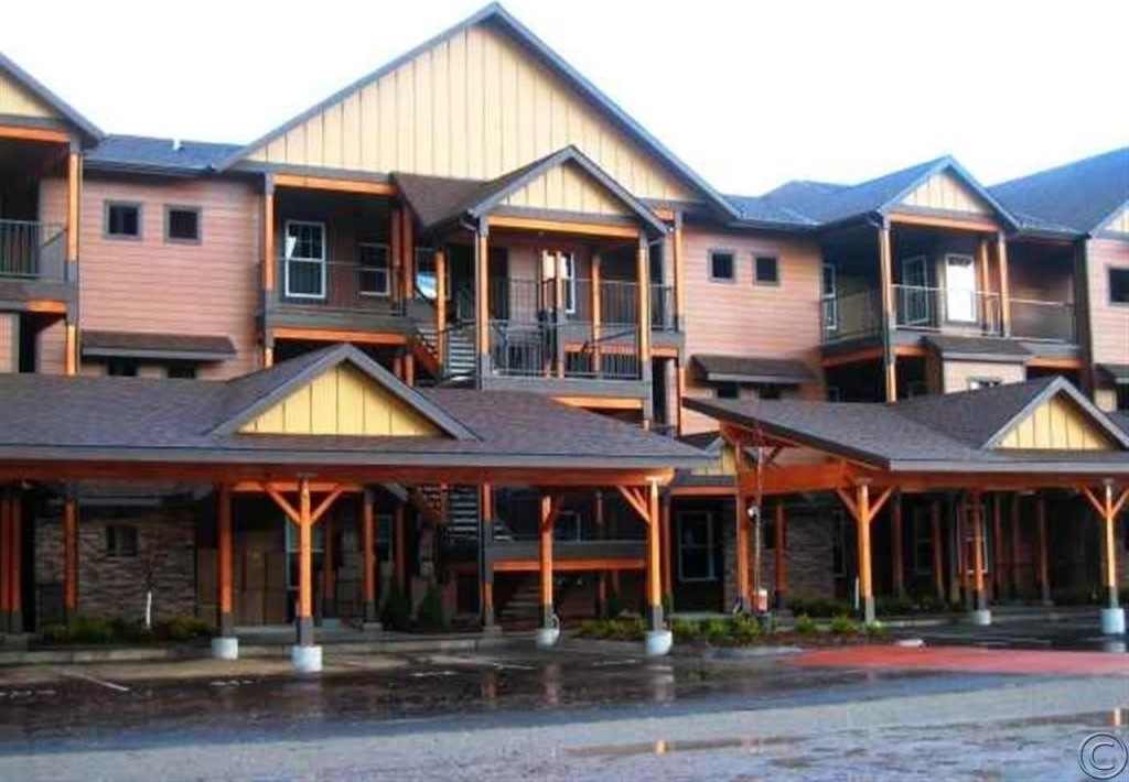 Everything you need. All right here. 2 bedroom 1 bathroom Condo