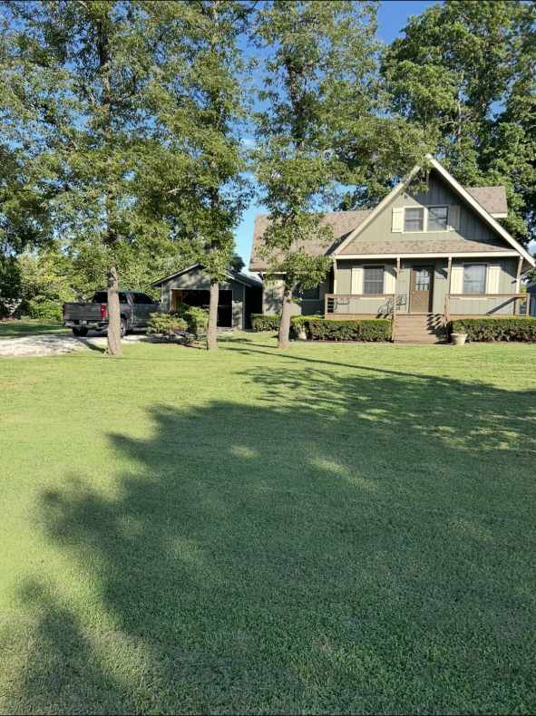 230 Lakeshore Drive