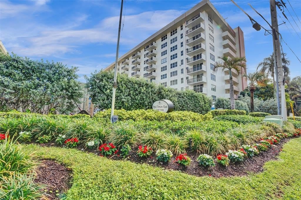 1149 Hillsboro Mile