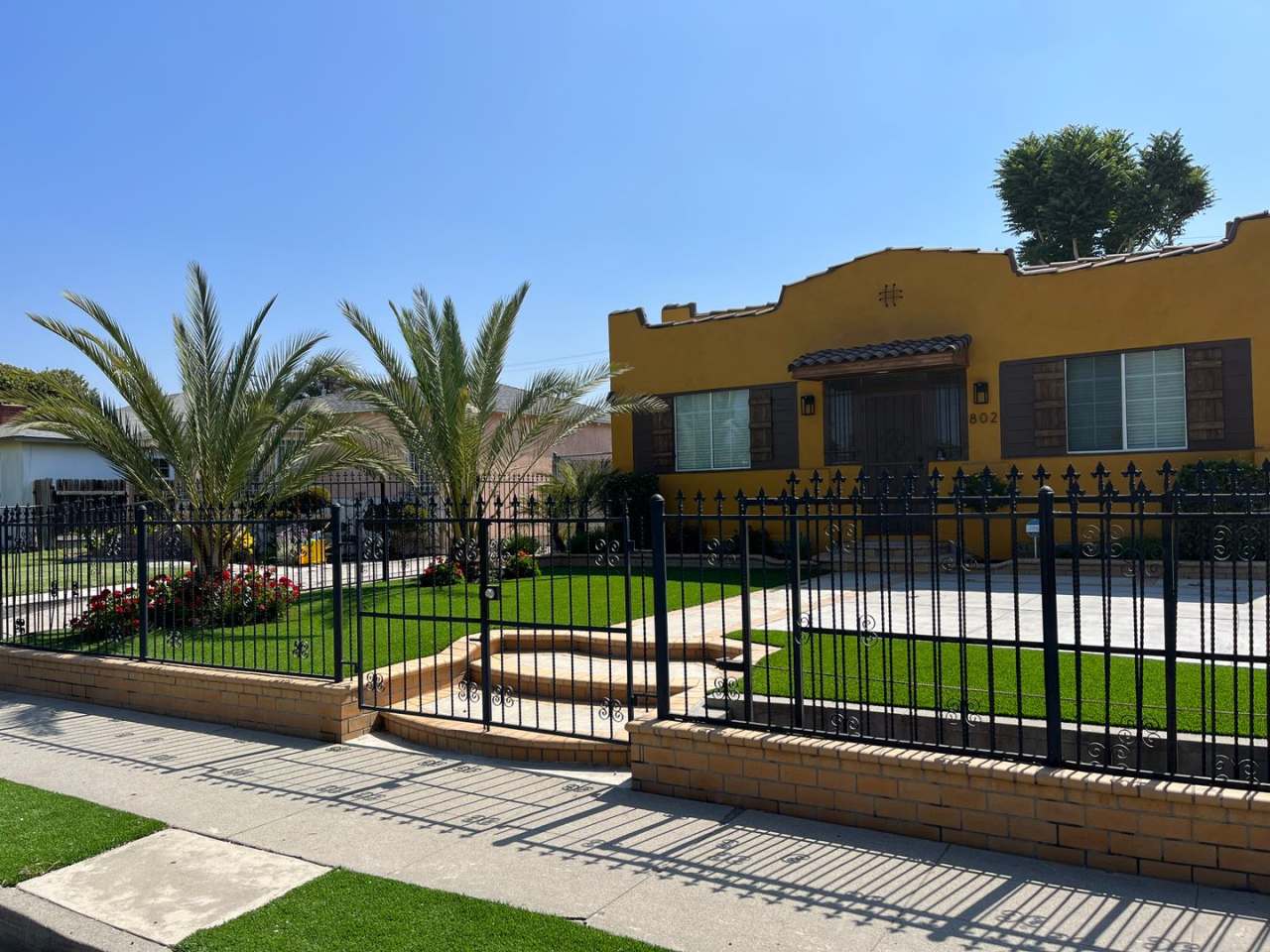 Beautifully Renovated 2 Bed / 1 Bath in Compton!