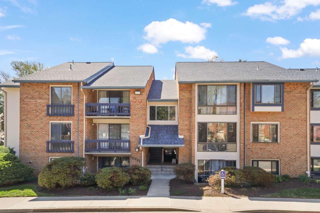 10221 Valentino Dr Apt 7411