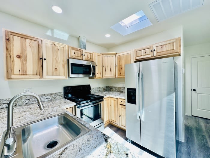 1343 West Pennington Street