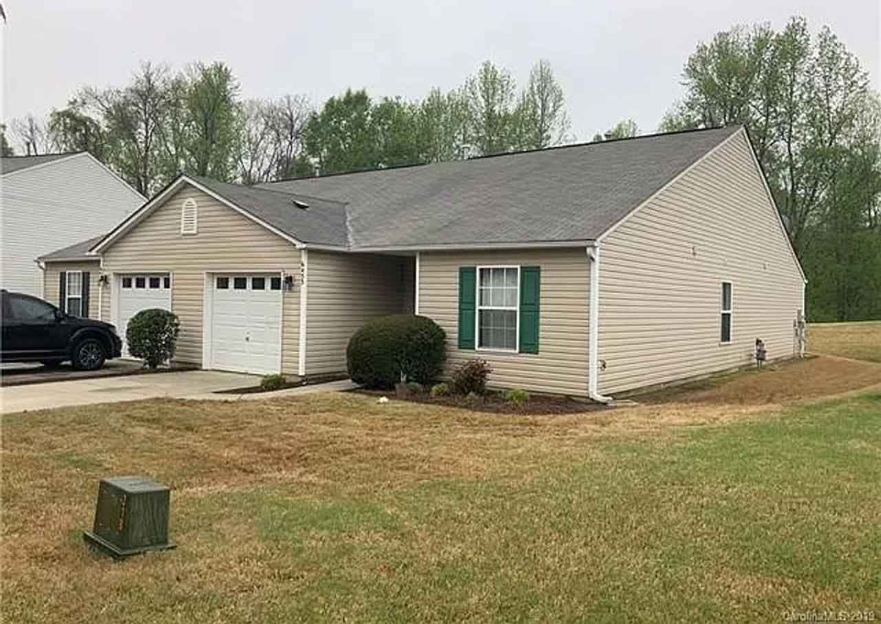 Room in 3 Bedroom Home at Ziegler Ln
