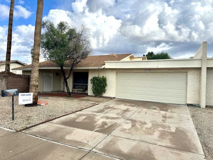 1139 North 87th Place