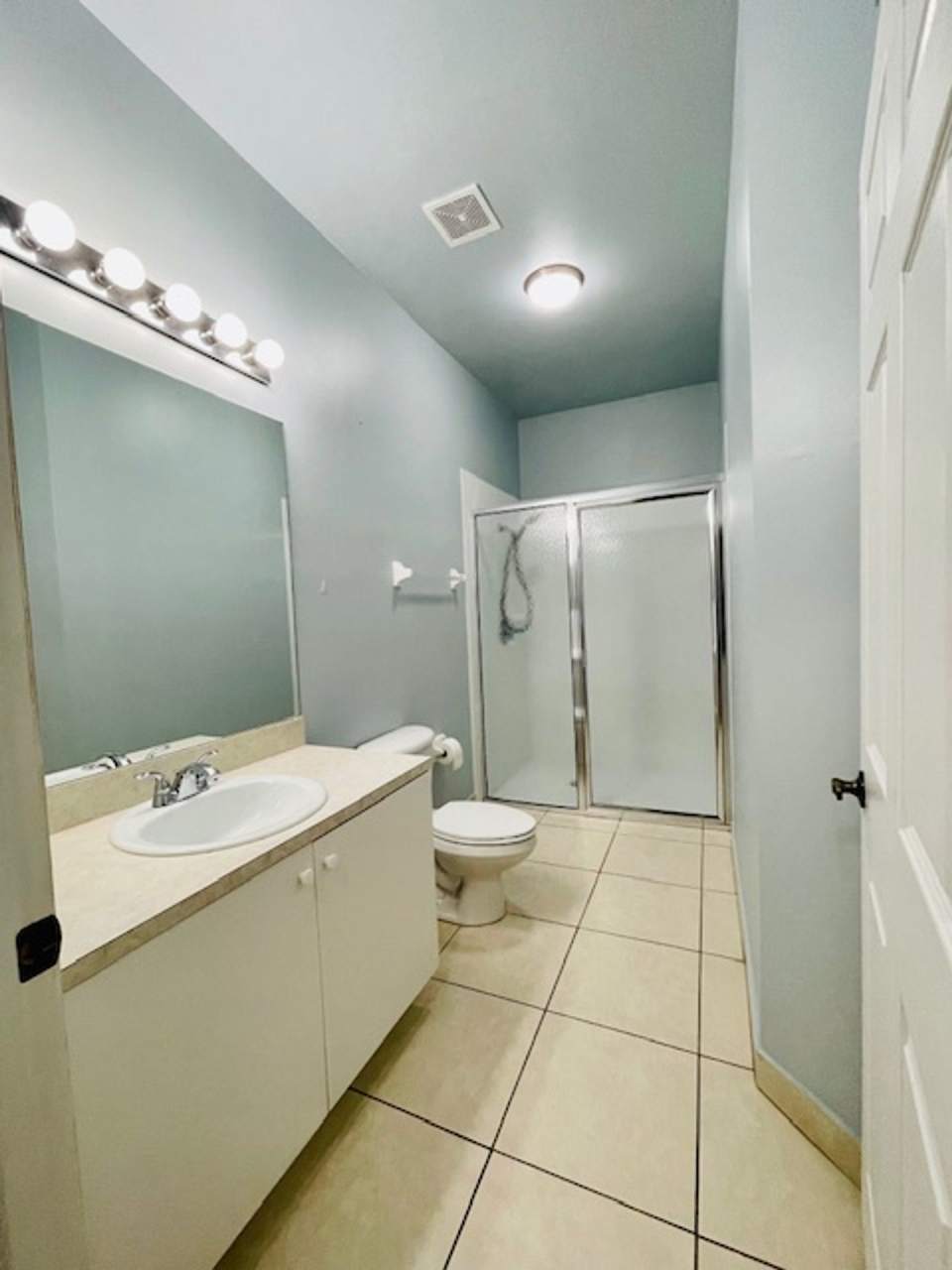 Amazing Location In Tequesta Florida