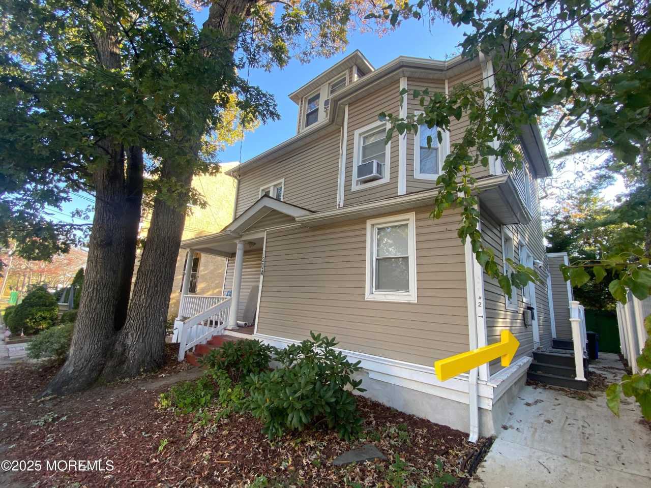 1204 Emory Street unit: 2