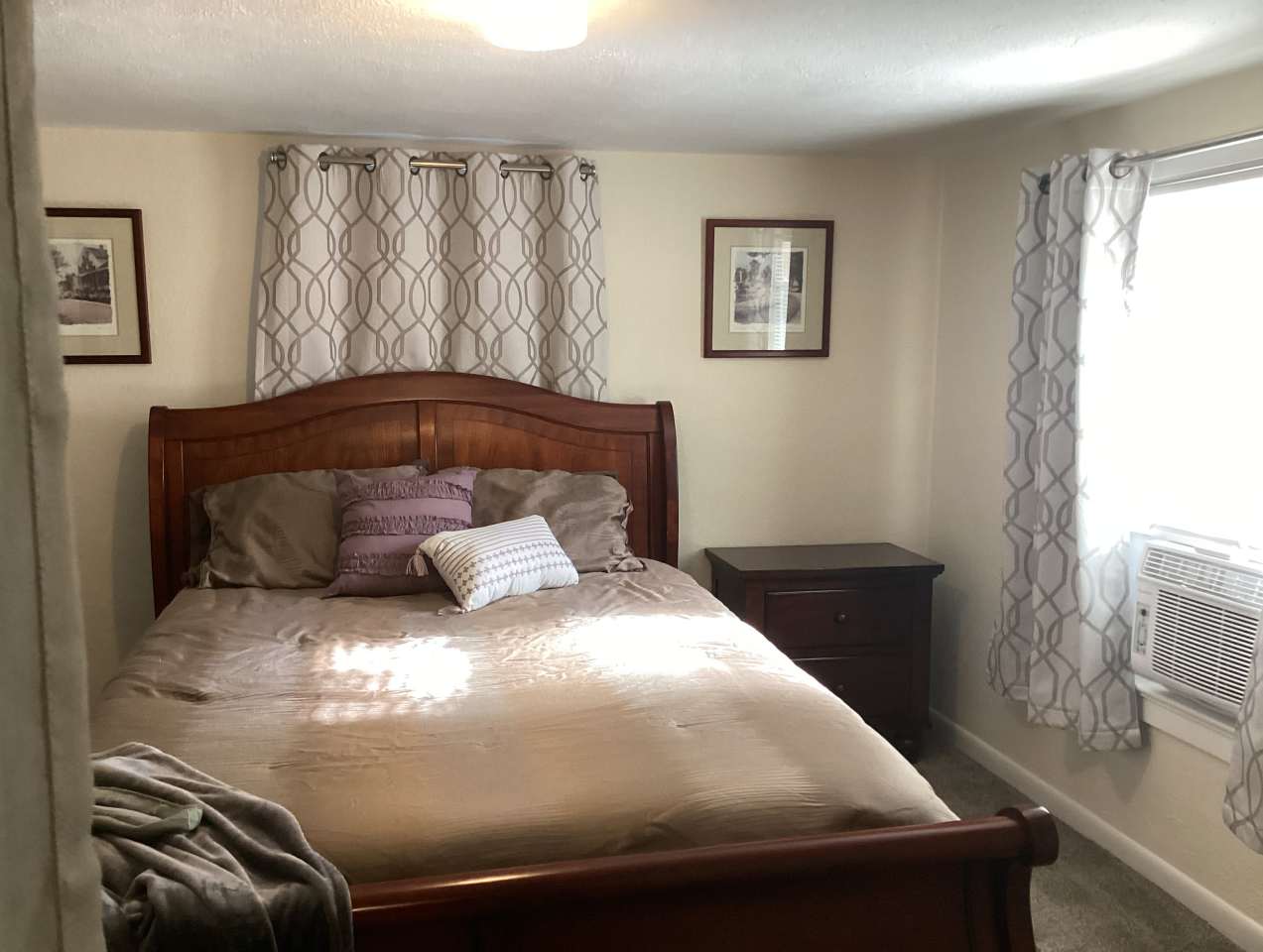 1510 1/2 E Routt Ave