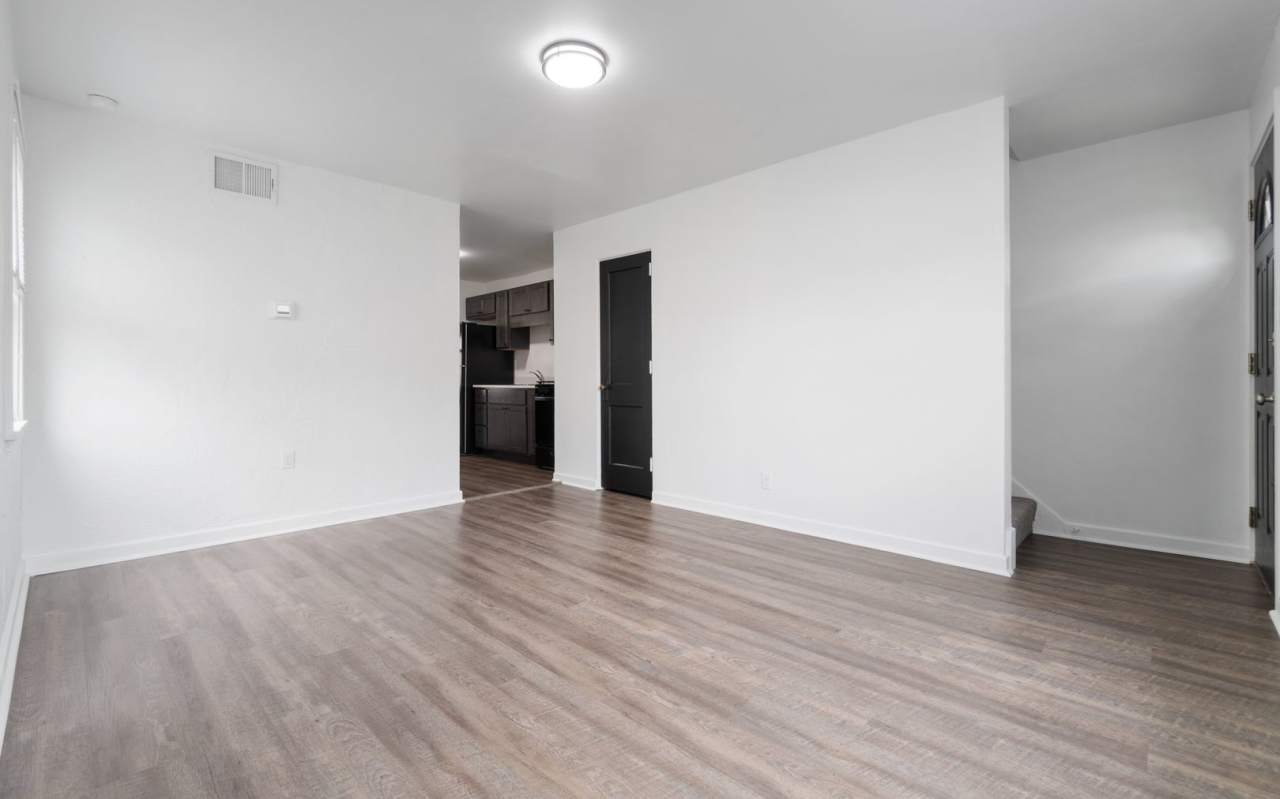 Newly Renovated 2-Bedroom Townhouse