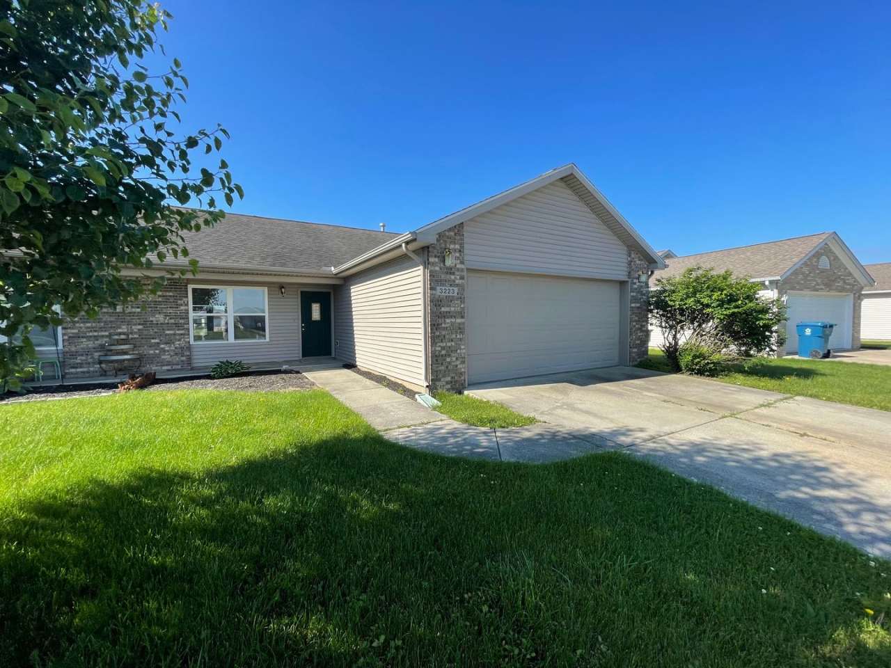 Large 2 Bedroom Condo