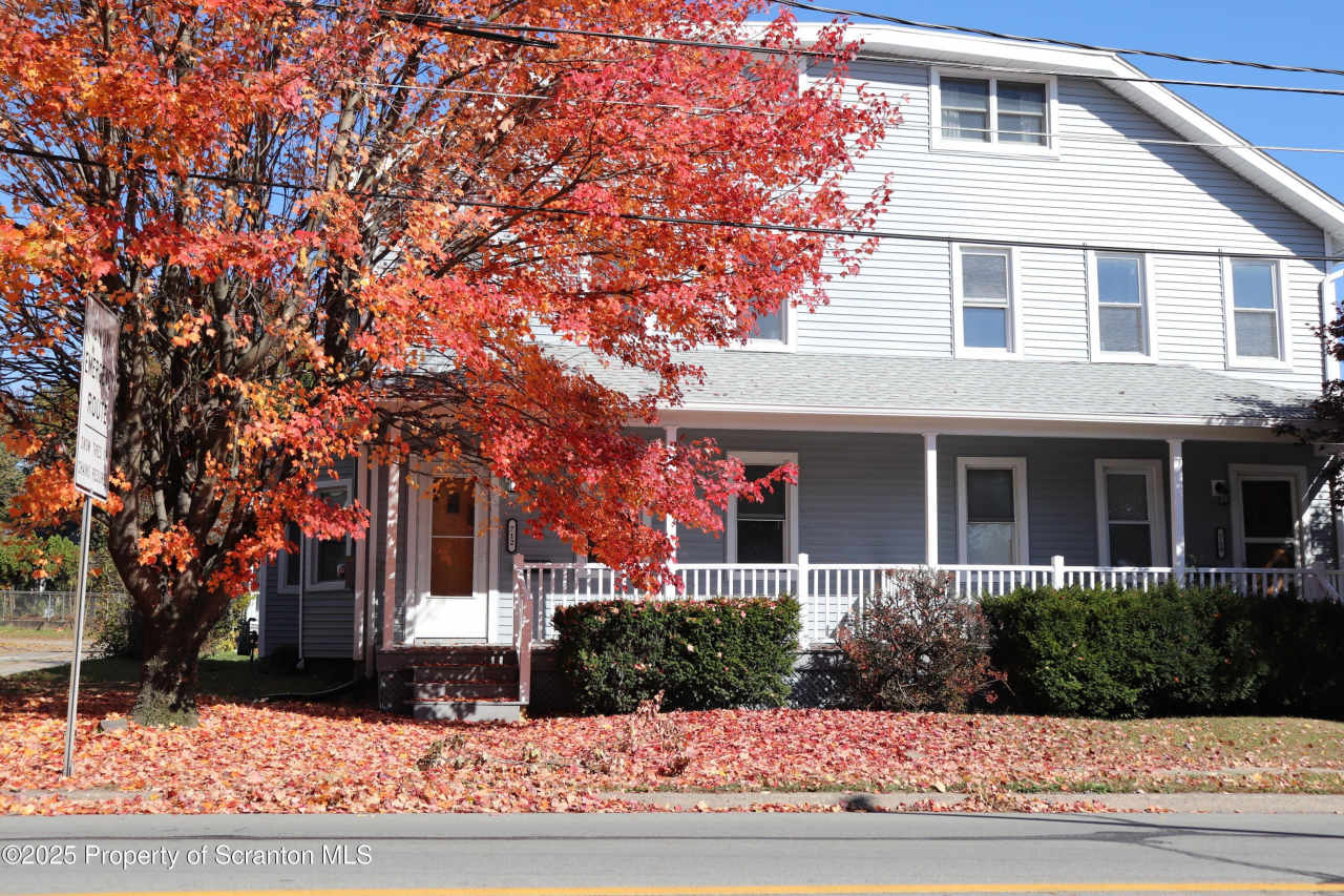 712 W Lackawanna Ave