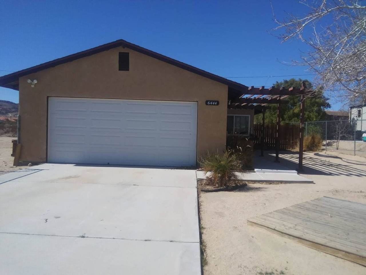 Three Bedroom 2 Bath Available in 29 Palms