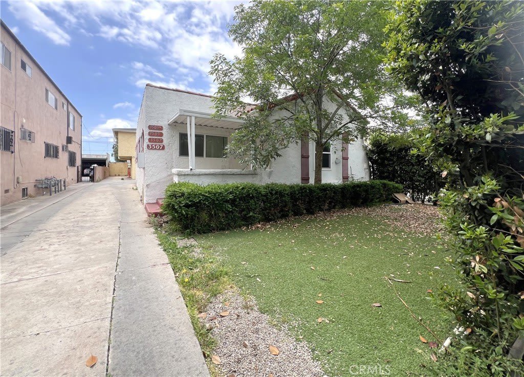 3507 Edgehill Drive