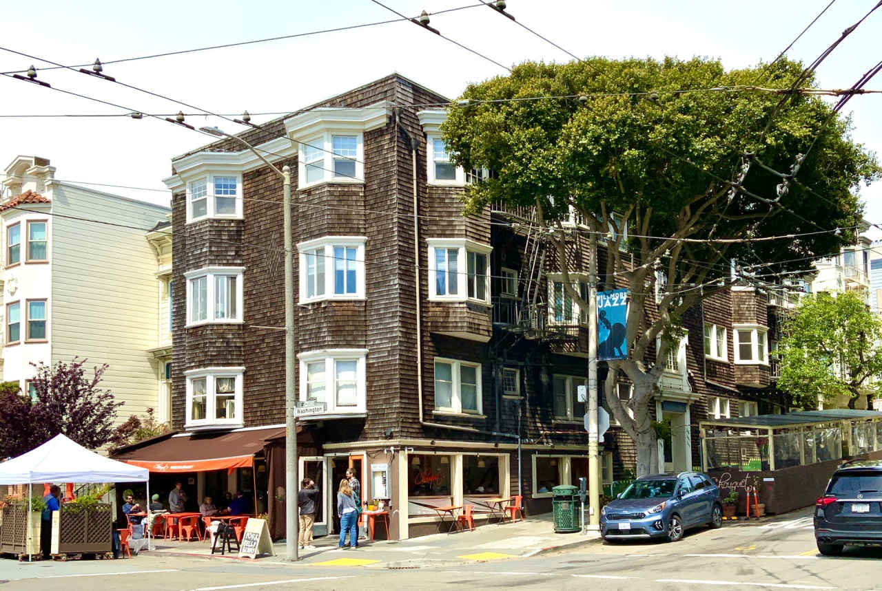 LARGE 3BR In Pac Heights. In-Unit Laundry! New Appliances! Dishwasher!