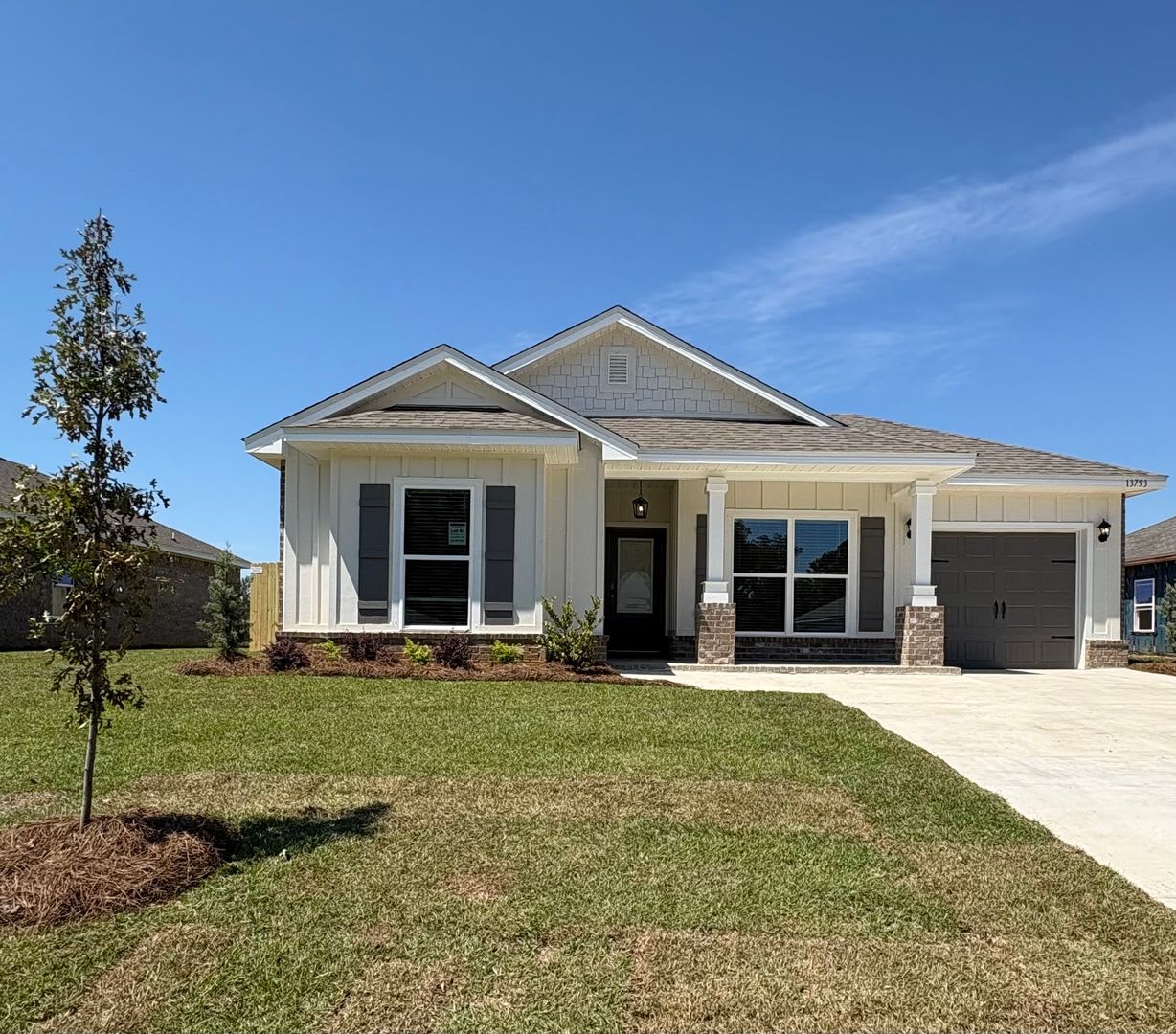 BRAND NEW HOME IN MAGNOLIA PINES!!!
