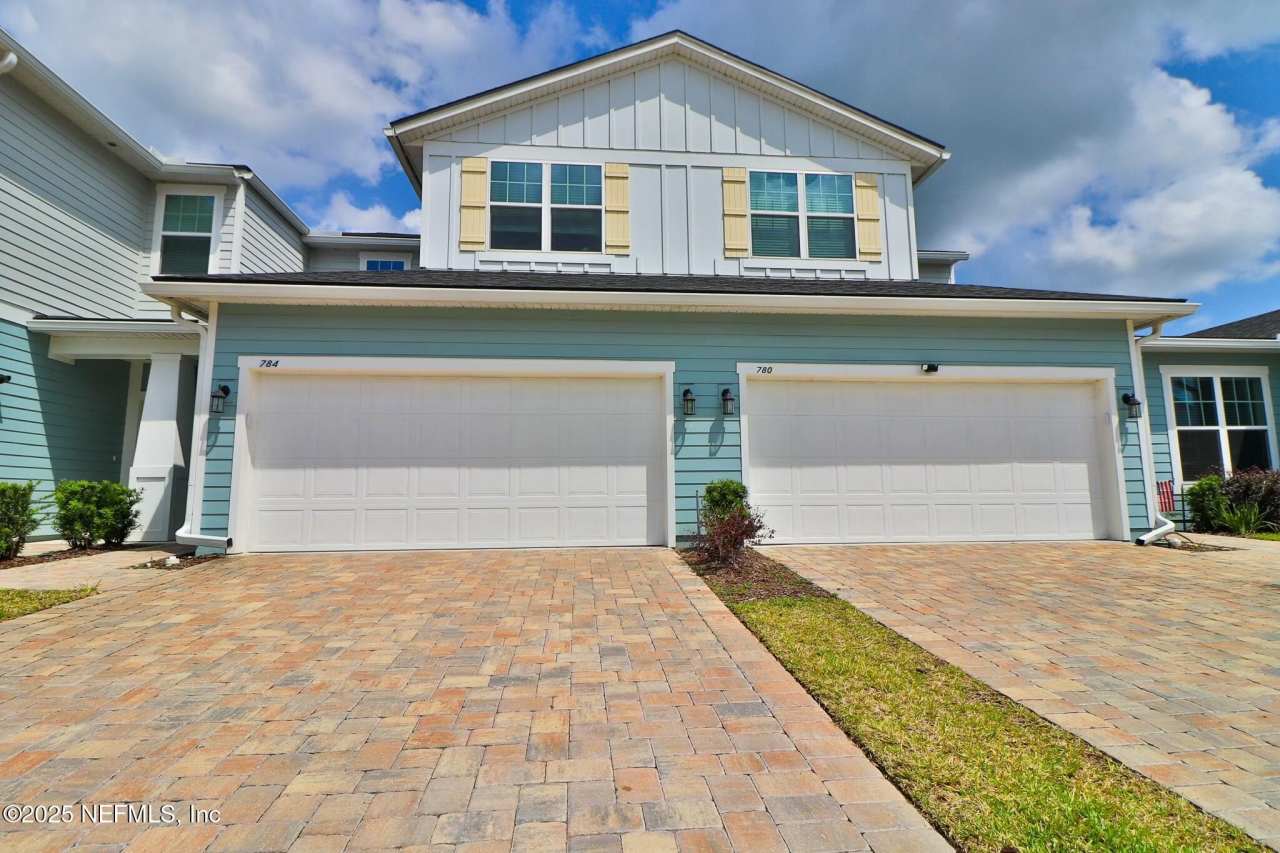 784 CHERRY ELM Drive