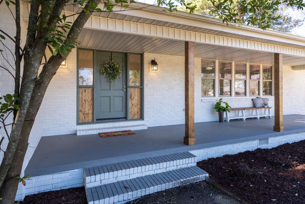 Gorgeous 3/2 Home in Athens!