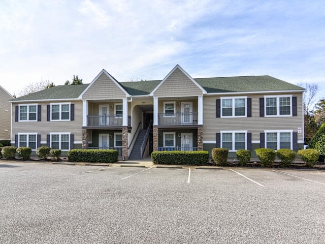 New London Apartments