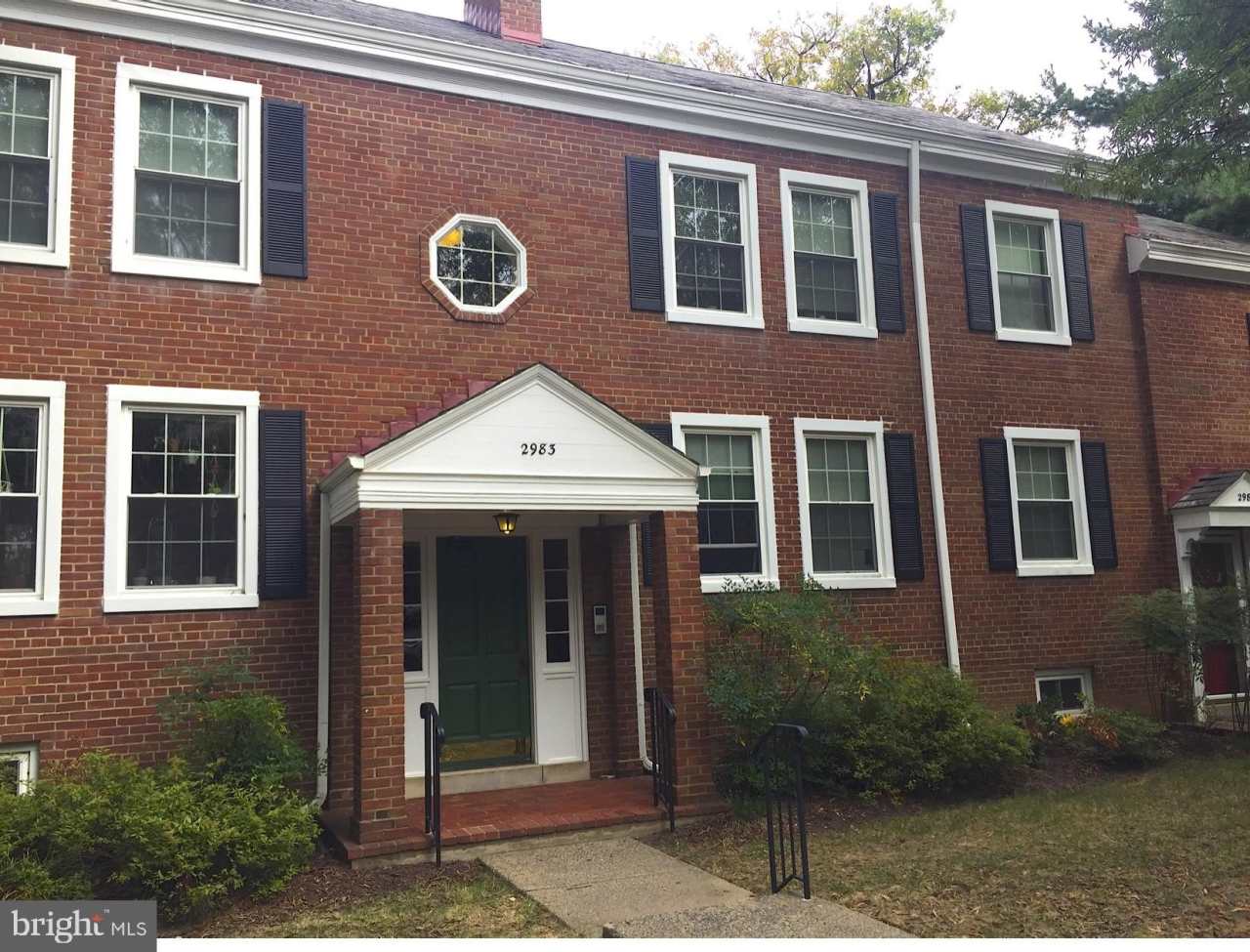 2983 S COLUMBUS STREET