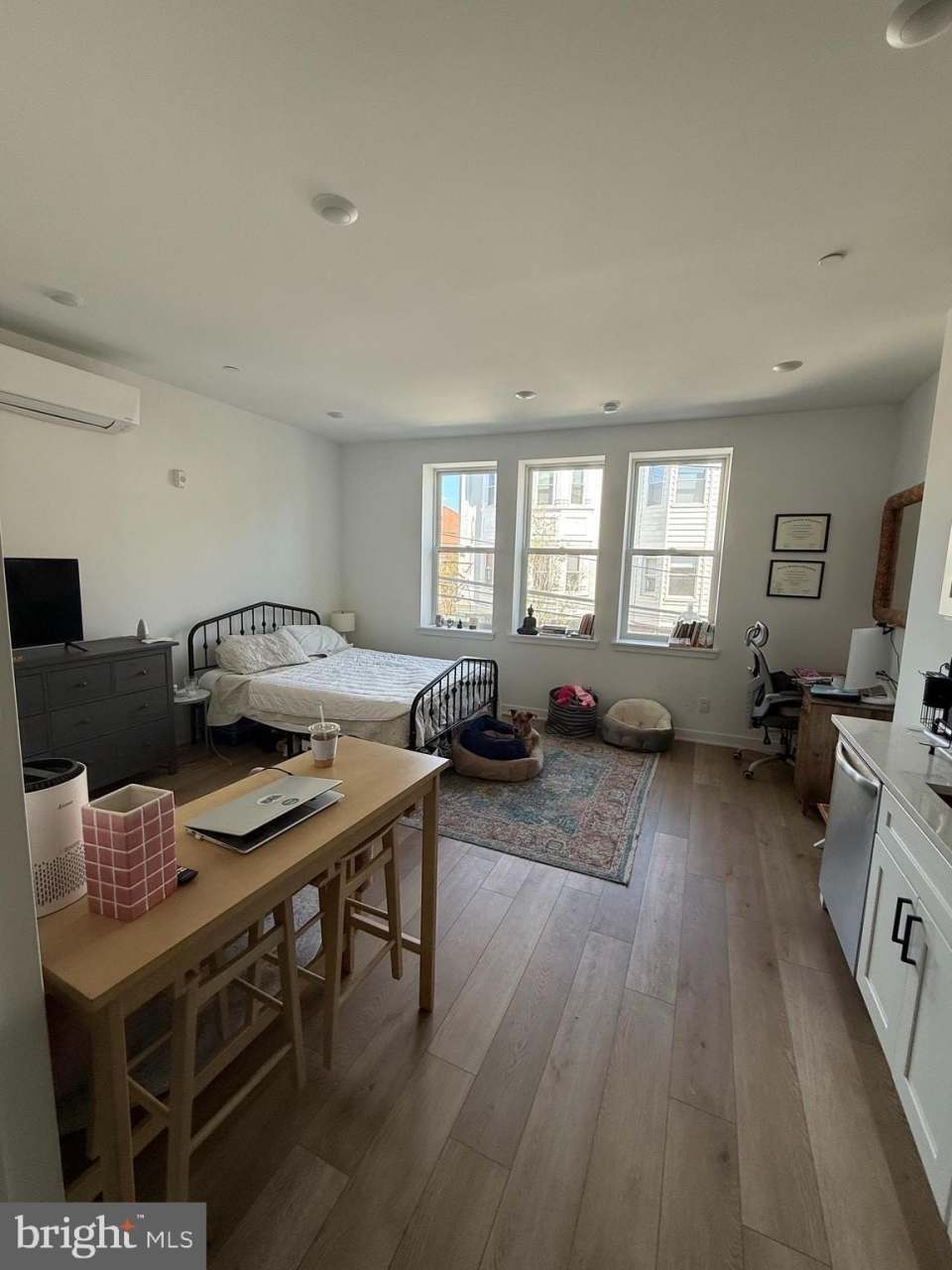 724 S 4TH ST unit: 2F