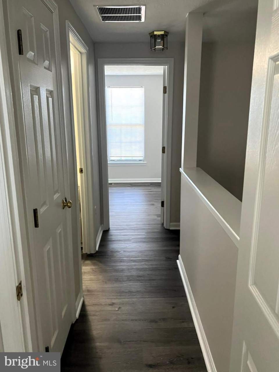 2243 RIDING CROP Way