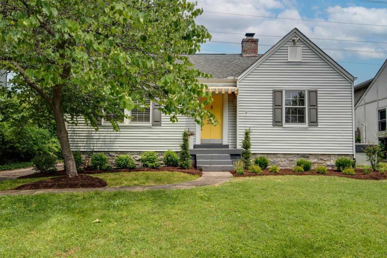 Welcome to your perfect rental in the heart of Green Hills!