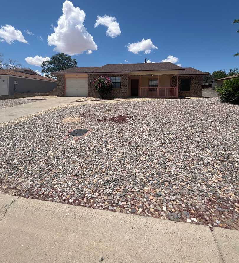 Cute Rio Rancho Home For Rent!