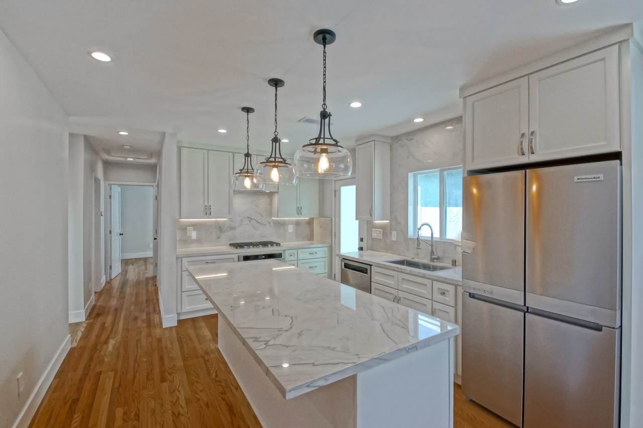 Completely Remodeled, Bright  Airy 3BR2BA Home in the Gaslamp District w/ Custom Details Throughout w/ Charming Porch, Rear Patio/Yard  Detached 2-Car Garage Just A Block from Grandview School  5 Blocks to Beach!