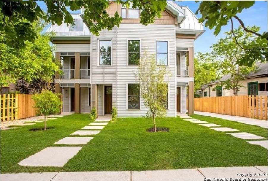 808 E CARSON ST unit: 102