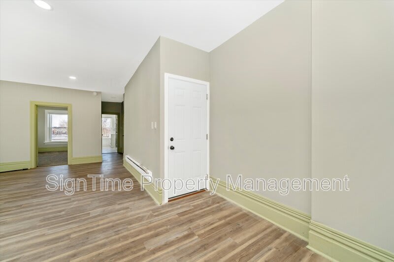 25 Wayside Avenue - 25-2