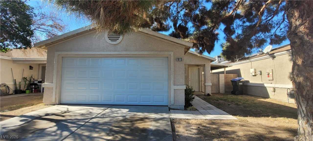 1915 WINTER HILL Street