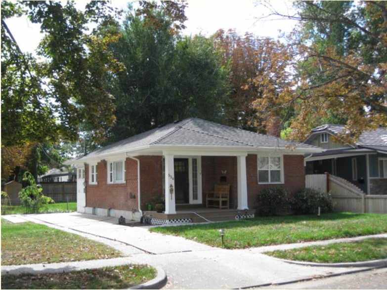 554 E Commonwealth Ave