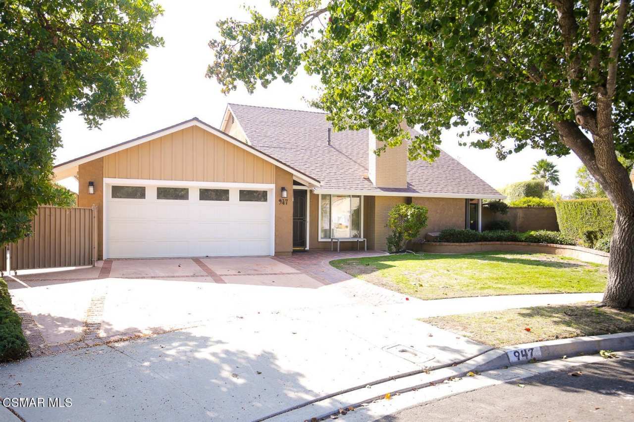 947 Driftwood Circle