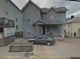 Downtown House - 6 Bedroom/ 2 Bathroom Large House - Downtown - Available 06/04/2025