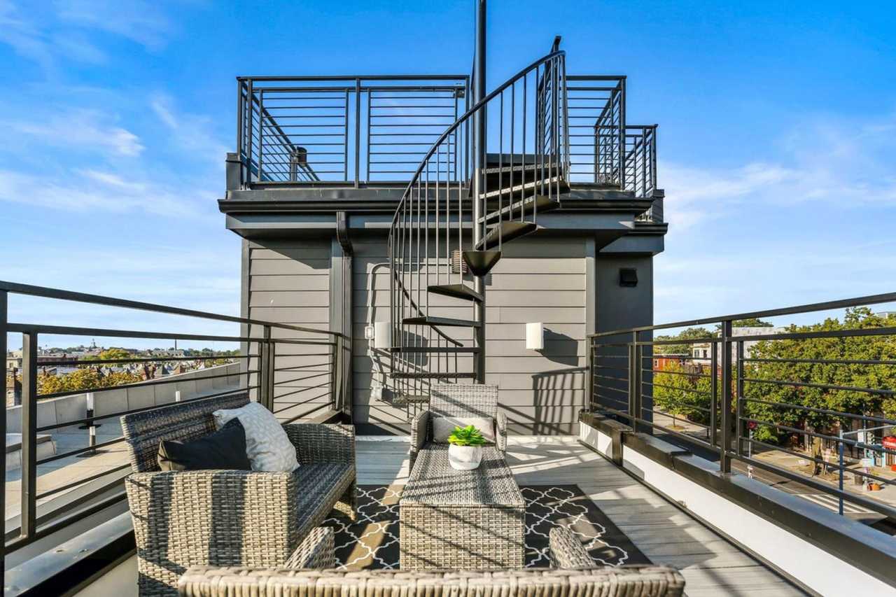 Private Double Decker Rooftop! - Modern Luxury and City Convenience in Bloomingdale Condo!