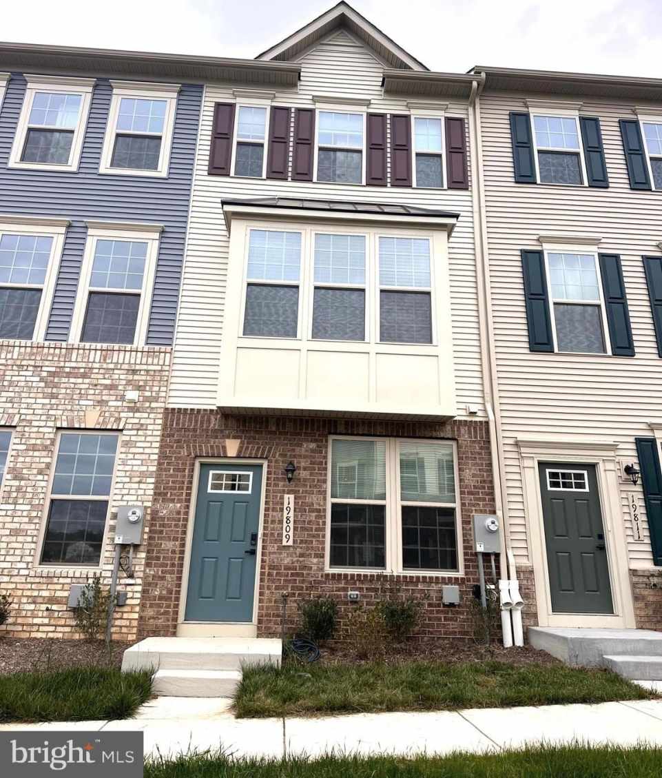 19809 HABITAT TERRACE