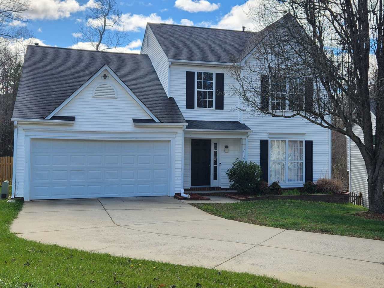 4 Bedroom Home in Mallard Creek Area